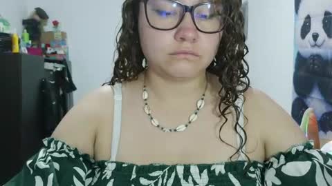 Vannesa online show from 06-24-26, 12:20