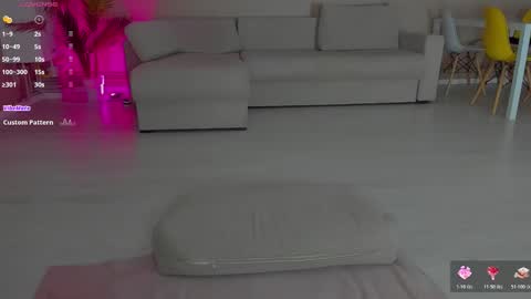 Antonia online show from 10-18-25, 09:59