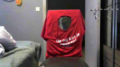 Snapshot of curlyfurly chatting on 05-06-26, 02:40 curlyfurly online show from 05-06-26, 02:40