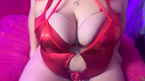 Snapshot of curlykaii55 chatting on 01-25-25, 09:57 Kay online show from 01-25-25, 09:57