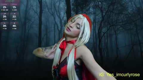 Snapshot of curlyrose_ chatting on 10-29-25, 12:24 Rose online show from 10-29-25, 12:24