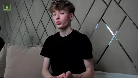 Snapshot of curlytwinkboy chatting on 09-27-25, 08:47 KEVIN online show from 09-27-25, 08:47