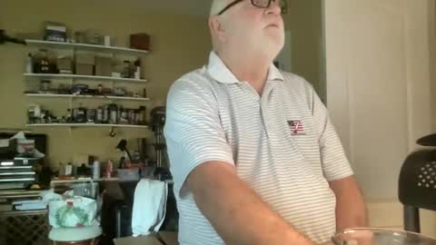 ALAN online show from 12-19-24, 01:18