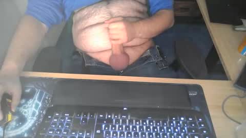 Snapshot of currycake chatting on 11-07-25, 01:33 currycake online show from 11-07-25, 01:33