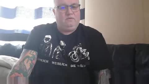 Snapshot of curtus14 chatting on 02-23-25, 08:39 curtus14 online show from 02-23-25, 08:39