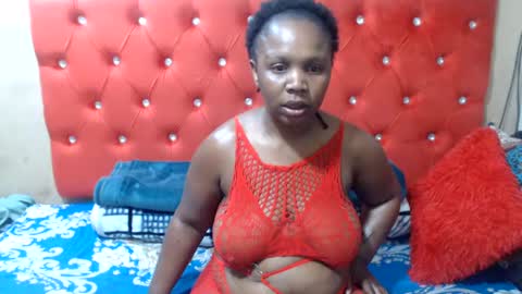Snapshot of curveass93 chatting on 07-07-26, 01:19 curveass93 online show from 07-07-26, 01:19