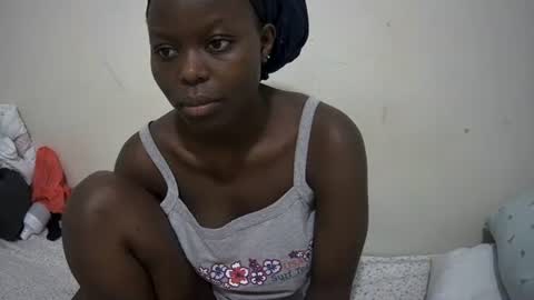 Snapshot of curved_nyash chatting on 09-16-25, 02:18 curved_nyash online show from 09-16-25, 02:18