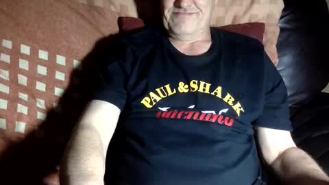 curvelover1977 online show from 11-30-25, 04:33