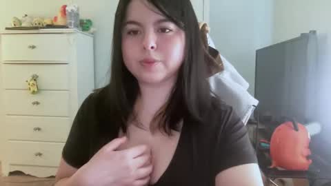 Emmie online show from 02-14-26, 08:49