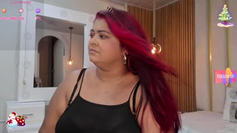 Snapshot of curvy_beauty_ chatting on 12-07-24, 11:40 Hanna online show from 12-07-24, 11:40