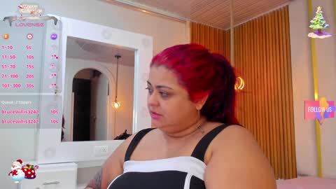 Snapshot of curvy_beauty_ chatting on 12-18-24, 05:31 Hanna online show from 12-18-24, 05:31