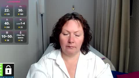 curvy_girlz online show from 09-28-25, 04:23