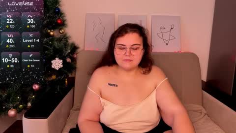 Snapshot of curvy_janie chatting on 12-15-24, 06:18 Jane online show from 12-15-24, 06:18