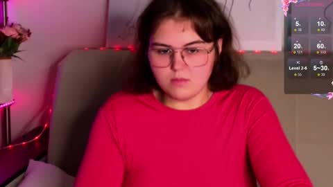 Snapshot of curvy_janie chatting on 10-07-25, 08:33 Jane online show from 10-07-25, 08:33