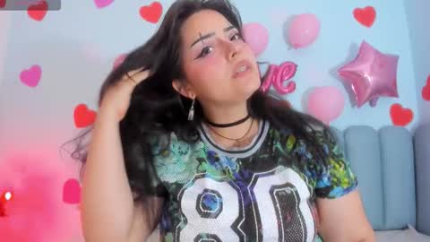 Snapshot of curvy_rousi chatting on 02-14-26, 11:56 Rosie online show from 02-14-26, 11:56