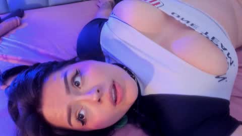 Snapshot of curvy_rousi chatting on 02-28-26, 11:50 Rosie online show from 02-28-26, 11:50