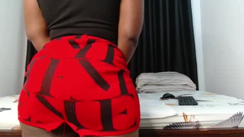 Snapshot of curvy_shirly chatting on 02-05-26, 07:51 curvy_shirly online show from 02-05-26, 07:51