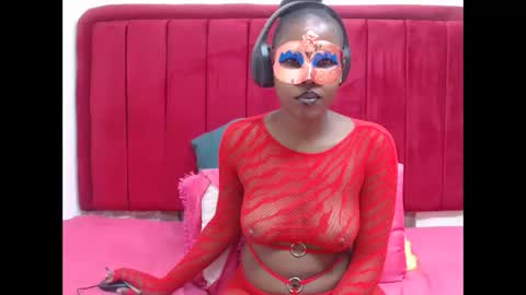CurvyBootiliscious88 online show from 04-28-26, 08:41