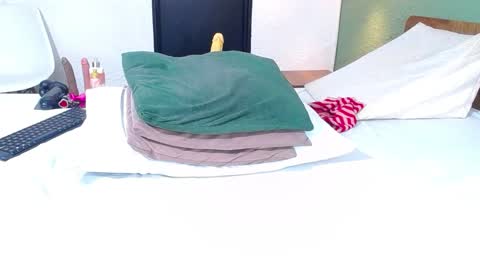Danna online show from 12-11-24, 02:52