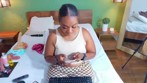 Danna online show from 09-17-25, 07:59