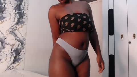 curvyj255 online show from 07-28-26, 07:39