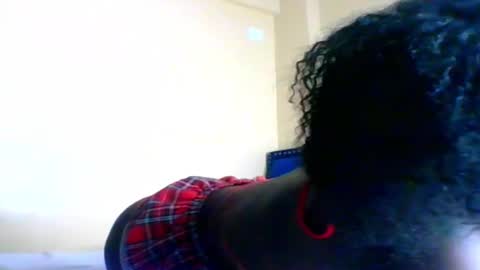 Snapshot of curvyjoan chatting on 02-12-25, 11:07 curvyjoan online show from 02-12-25, 11:07