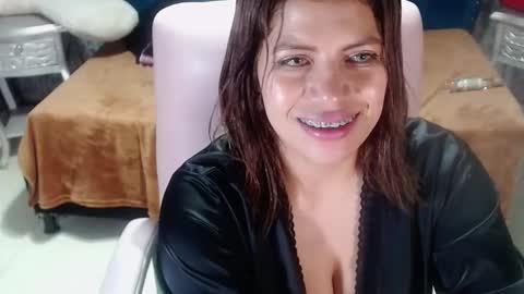 Julieth online show from 01-13-25, 08:47