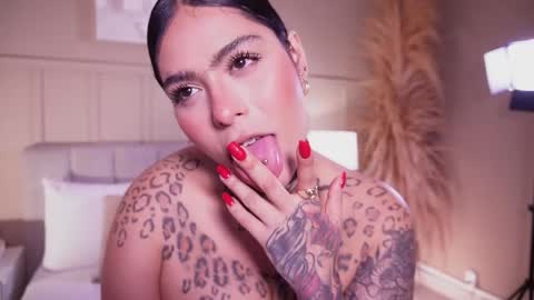 Samantha online show from 03-08-26, 05:06