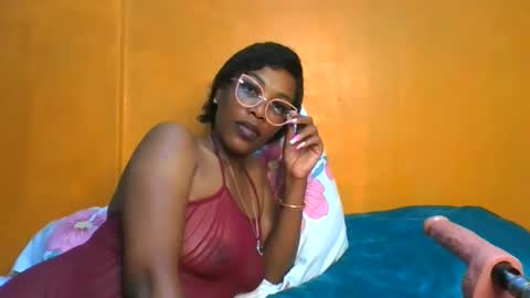 curvylyin online show from 03-16-26, 03:23