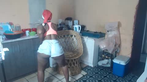 Snapshot of curvypear76x chatting on 12-24-24, 06:22 curvypear76x online show from 12-24-24, 06:22