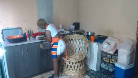 Snapshot of curvypear76x chatting on 01-03-25, 08:32 curvypear76x online show from 01-03-25, 08:32