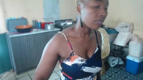 Snapshot of curvypear76x chatting on 01-07-25, 01:03 curvypear76x online show from 01-07-25, 01:03