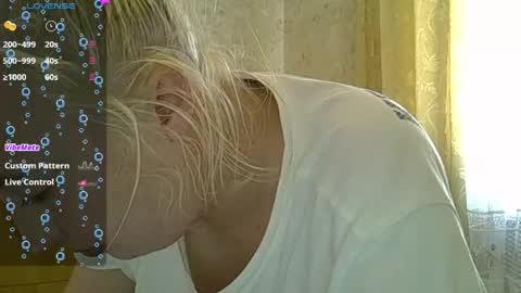 Curvy online show from 05-17-26, 10:44