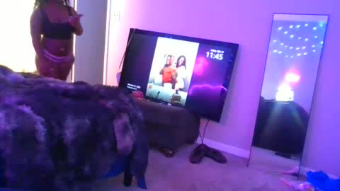 curvyychocolate online show from 02-17-25, 05:43