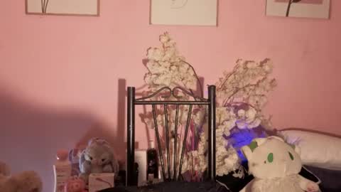 cute___hecate___ online show from 06-21-26, 01:08