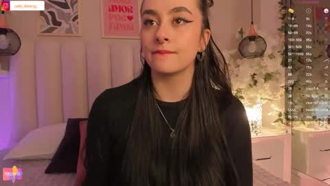 Amber  online show from 11-20-25, 11:04