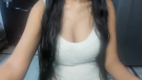Snapshot of cute_alishaa chatting on 01-17-26, 07:02 Alisha online show from 01-17-26, 07:02