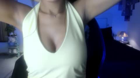 Snapshot of cute_alishaa chatting on 04-20-26, 03:04 Alisha online show from 04-20-26, 03:04