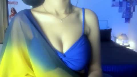 Snapshot of cute_alishaa chatting on 04-23-26, 02:41 Alisha online show from 04-23-26, 02:41