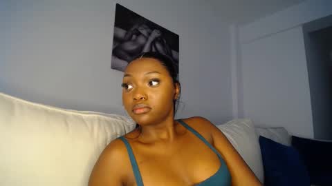 Liya online show from 12-22-24, 07:22