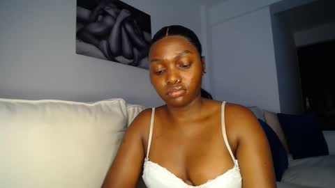 Liya online show from 12-28-24, 01:38
