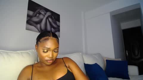 Liya online show from 02-06-25, 02:04