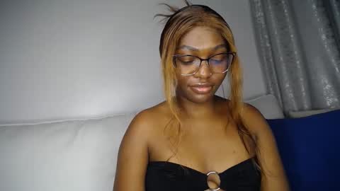 Liya online show from 04-06-26, 06:53