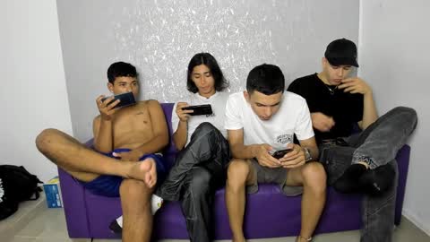ARTURO-18  MATIAS-18  NIKOLAY-19  HADES-18  GABO-19 online show from 03-11-25, 08:20
