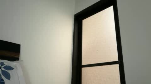 Snapshot of cute_cat12 chatting on 03-23-26, 01:59 cute online show from 03-23-26, 01:59