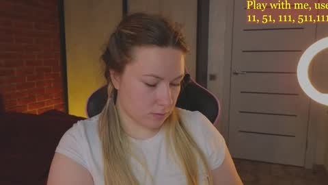 Everyday stream in the same time online show from 12-07-24, 04:42