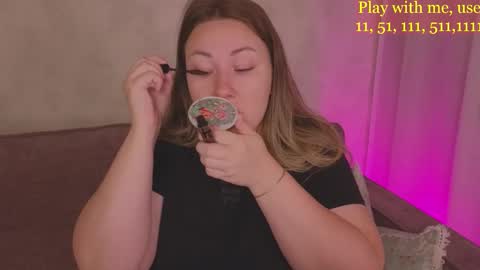 Snapshot of cute_darina chatting on 09-22-25, 01:18 Everyday stream in the same time online show from 09-22-25, 01:18