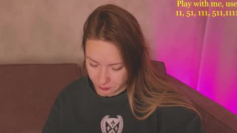 Snapshot of cute_darina chatting on 10-04-25, 01:25 Everyday stream in the same time online show from 10-04-25, 01:25