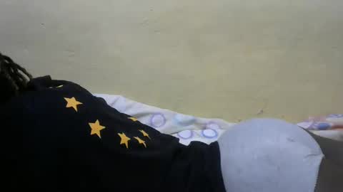 Snapshot of cute_diva15 chatting on 03-07-25, 07:05 cute_diva15 online show from 03-07-25, 07:05