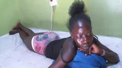 cute_doria online show from 10-07-25, 03:25